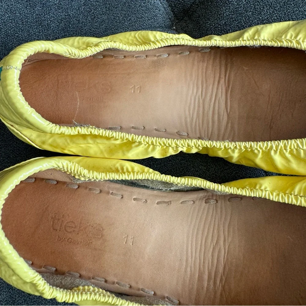 Tieks Yellow Flats with Green Soles - Picture 12 of 14
